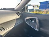 Toyota RAV4 2.2 D-4D 4x4 110kW - náhled 22