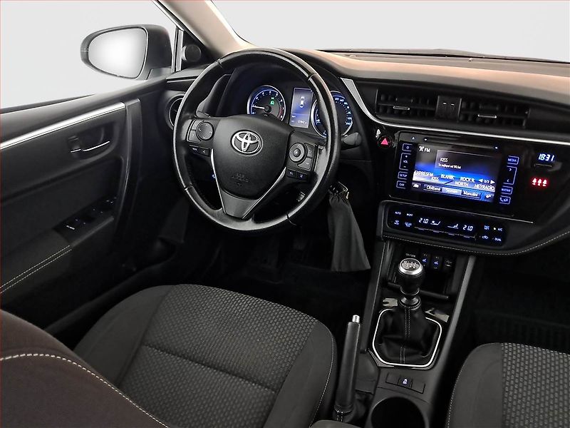 Toyota Corolla (2017) 1.6 Valvematic, ČR,1.maj - fotka 7 z 16