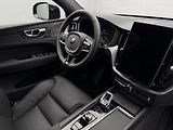 Volvo XC60 (2026) B5 AWD AUT ULTRA BLACK EDITION - náhled 24