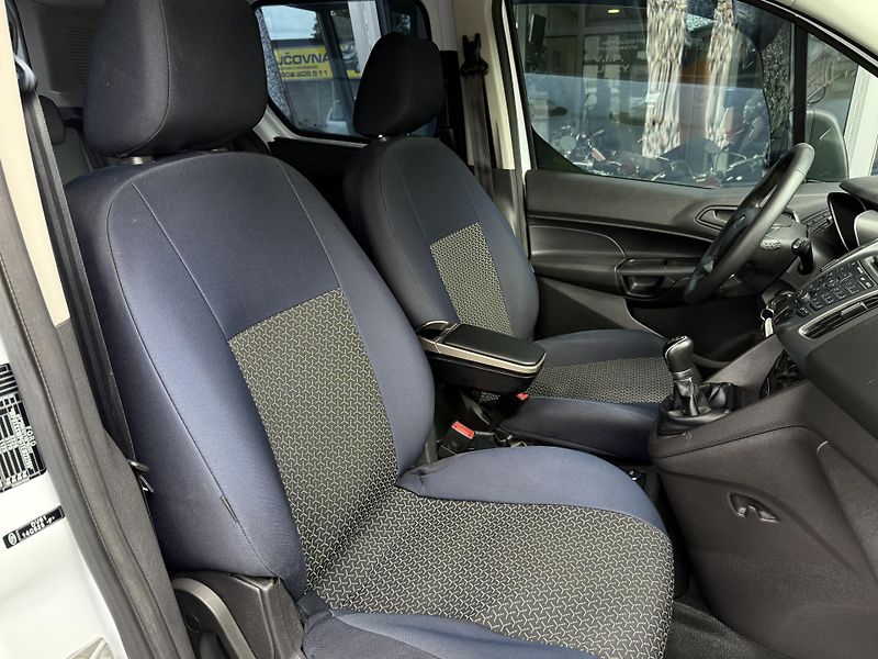 Ford Transit Connect 1,6 TDCi 5 míst REZERVACE - fotka 19 z 32