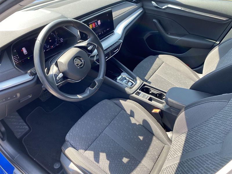 Škoda Octavia (2023) Combi 2.0 TDI DSG Style+ - fotka 8 z 33