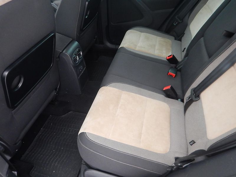 Volkswagen Tiguan 1.4 TSi 90 KW - fotka 9 z 15