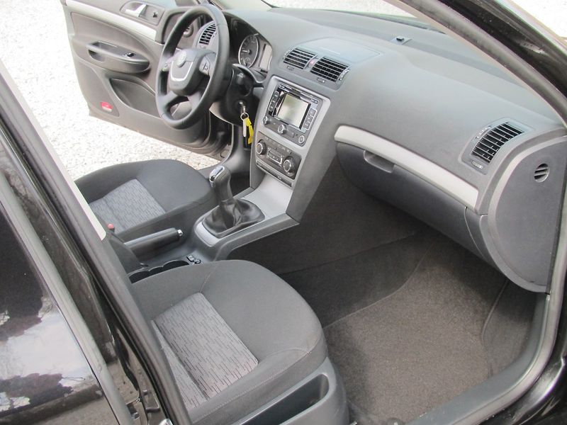 Škoda Octavia 1.6 TDI - fotka 13 z 18