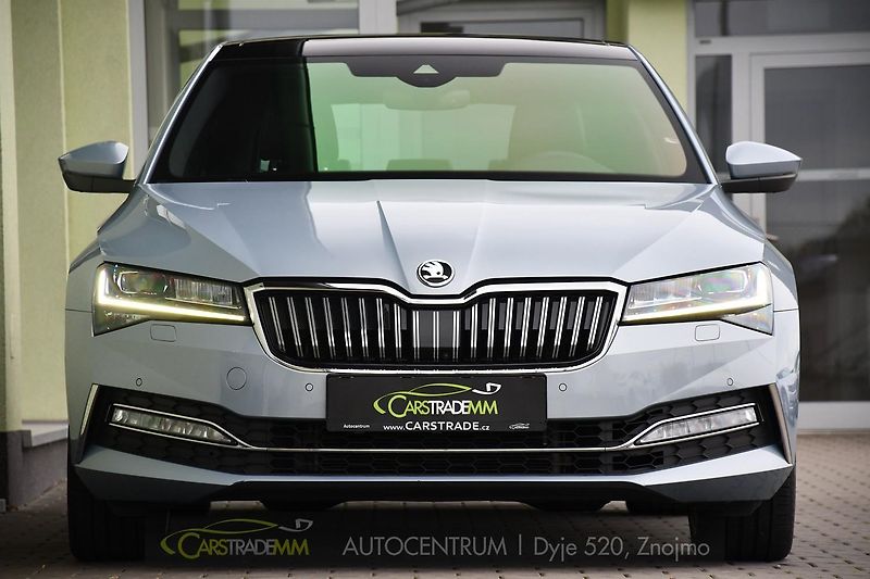 Škoda Superb 2,0TSi 206KW L&K K360 WEBASTO - fotka 8 z 61