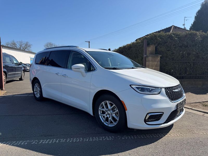 Chrysler Pacifica (2021) 3,6 RU Radar NEW DVD 2021 - fotografie inzerátu