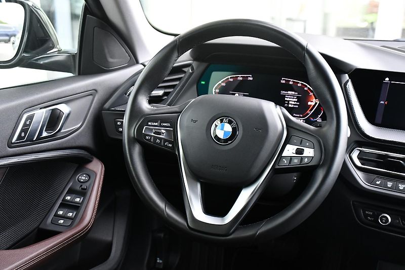 BMW Řada 2 218d NAVI LED REZERVACE - fotka 6 z 39