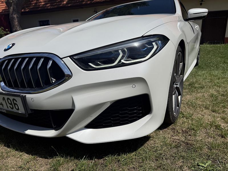 BMW Řada 8 (2019) - fotka 2 z 9