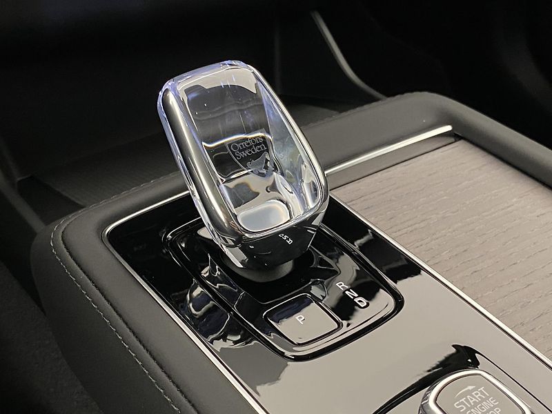 Volvo XC90 (2026) T8 AWD Plug-in BRIGHT ULTRA - fotka 40 z 75