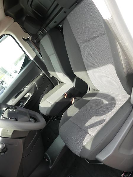 Citroën Berlingo (2026)  VAN L1 650 BlueHDi 100 MAN6 - fotka 8 z 19