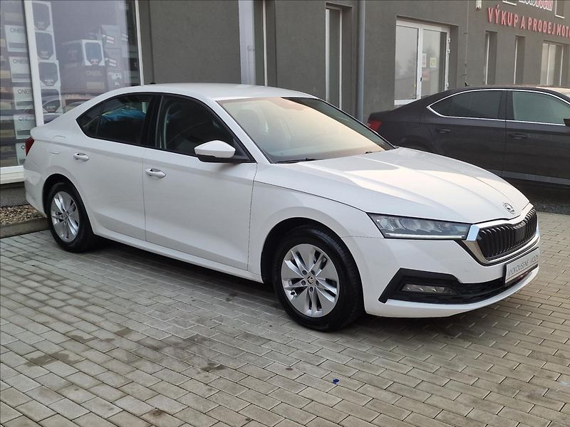 Škoda Octavia 2.0TDI Ambition,ČR,1.Majitel - fotka 2 z 50