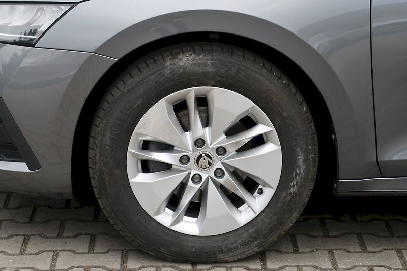 Škoda Octavia (2023) Activ 1.0 TSi/ 81 kW - fotka 32 z 32
