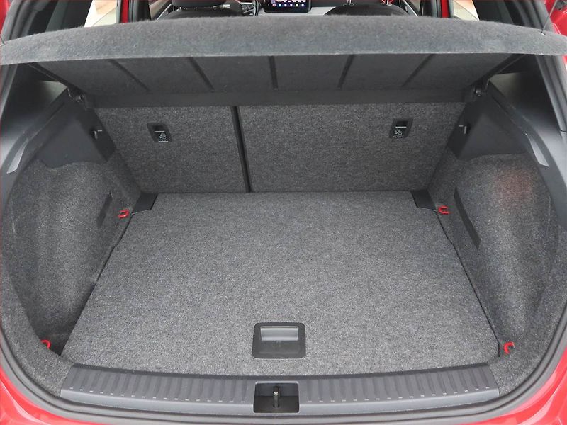 Seat Arona (2024) FR 1.0 TSI, Serv.kniha, Navi - fotka 12 z 12