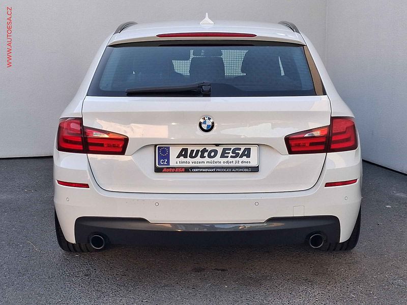 BMW Řada 5 (2013) 3.0 D 535d xDrive, ČR, AT - fotka 5 z 22