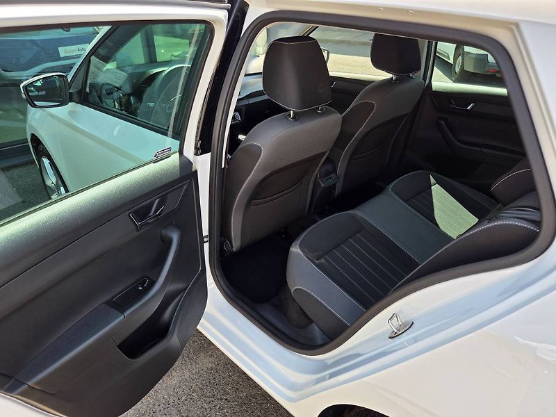 Škoda Fabia (2019) 1.0 TSI Style PLUS - fotka 23 z 32