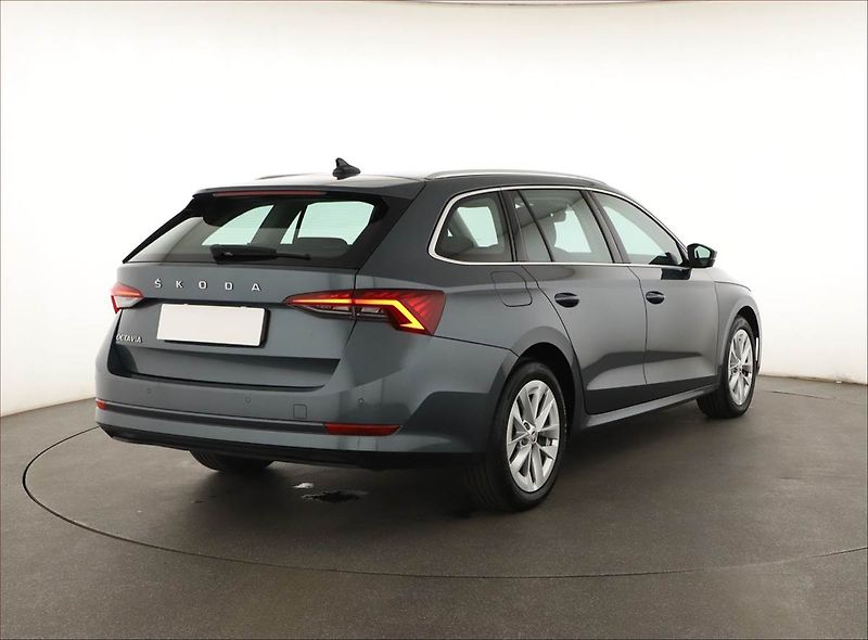 Škoda Octavia (2020) Style 2.0 TDI, Navi, Tempomat - fotka 5 z 17