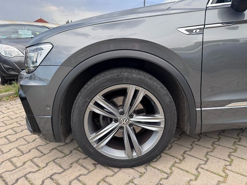 Volkswagen Tiguan (2020) R-LINE 1,5 TSI 110 KW 1. MAJ - fotka 14 z 50