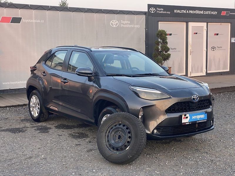 Toyota Yaris Cross 1.5HEV, ČR, ComTech, záruka - fotka 1 z 17