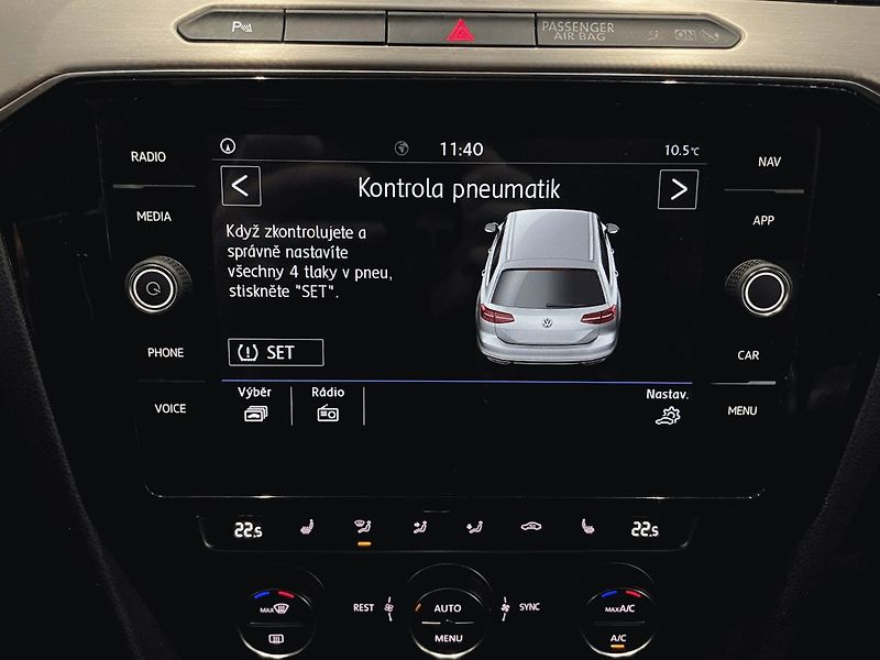 Volkswagen Passat (2017) 2.0TDI,140kW,DSG,HIGHLINE,DPH, - fotka 24 z 41