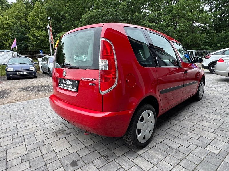 Škoda Roomster (2009) 1.2 HTP - fotka 5 z 28