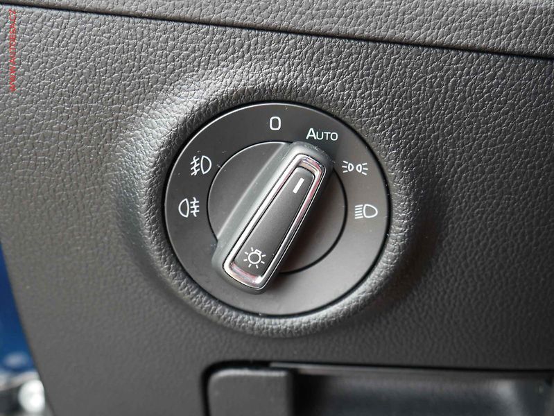 Škoda Superb (2020) 2.0TDi, Style, DSG, LED - fotka 22 z 23