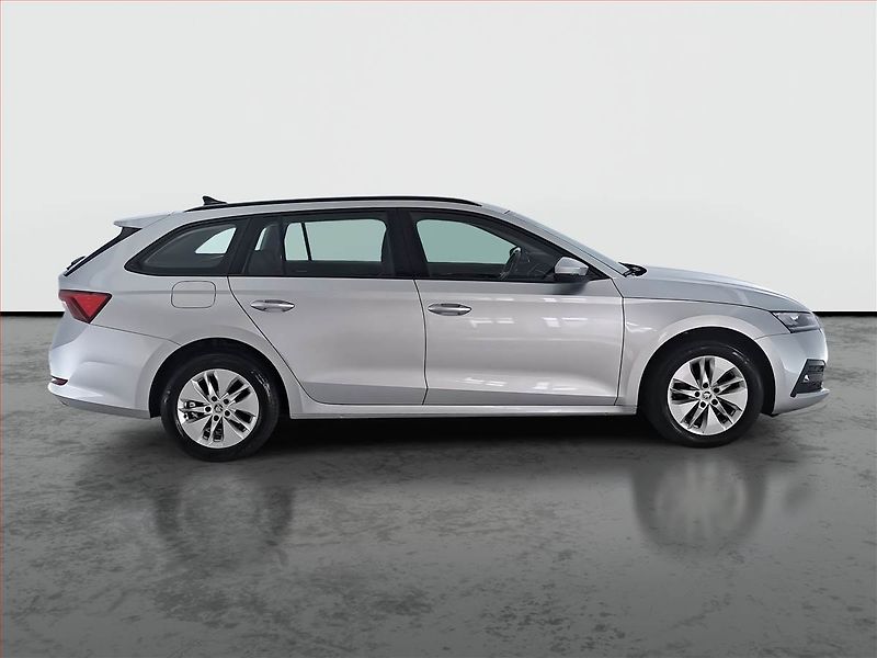 Škoda Octavia (2022) Ambition 2.0 TDI, ČR,1.maj - fotka 6 z 18