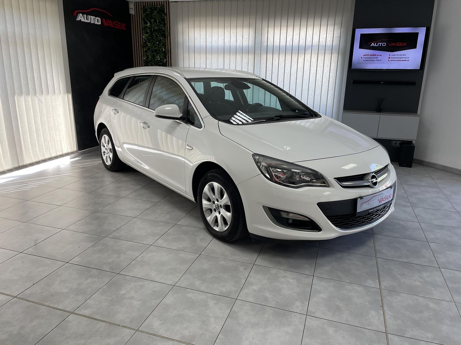 Opel Astra 1.6 CDTi ČR 1.MAJ.DIGIAC 