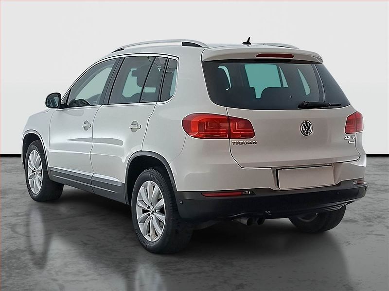 Volkswagen Tiguan (2012) 2.0 TDI, 4X4, Tempomat - fotka 4 z 17