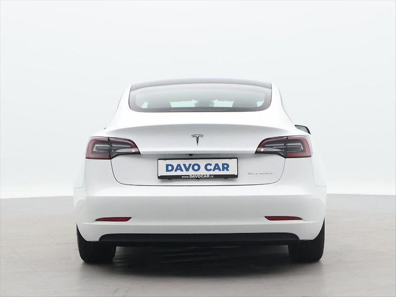 Tesla Model 3 Long Range 79kWh AWD sOH 90,3% - fotka 6 z 28