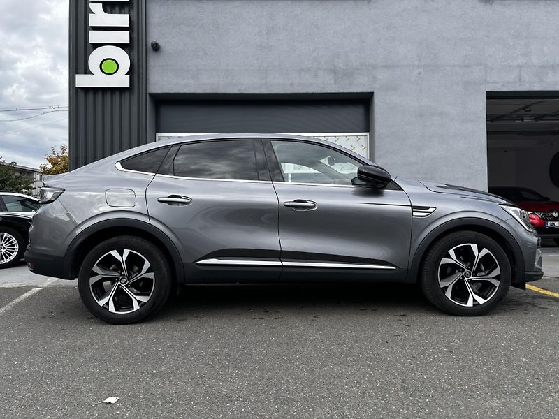Renault Arkana (2025)  Techno 1.3 HYB  (103 kW) - fotka 2 z 11