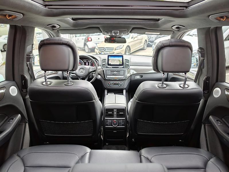 Mercedes-Benz GLE 350d 4M Plná výbava,2.maj - fotka 30 z 34