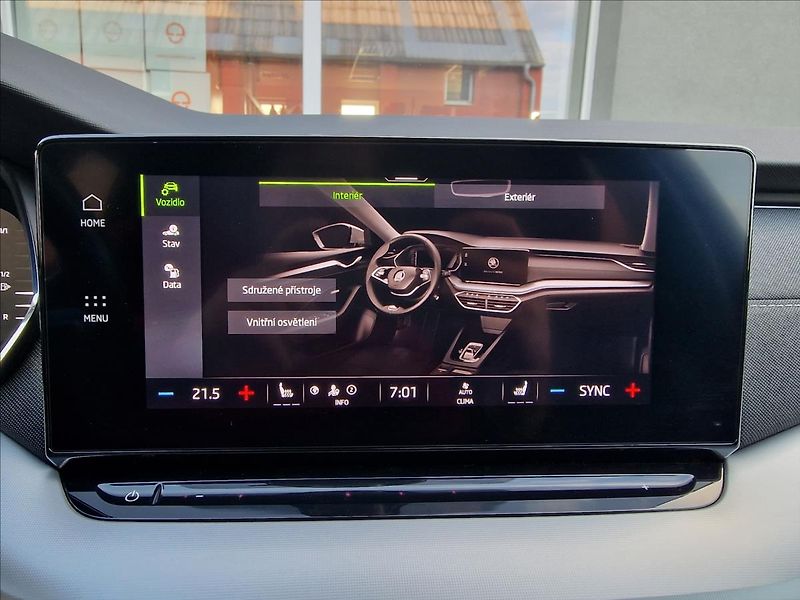 Škoda Octavia 2.0TDI 110kW Style Combi,1Maj - fotka 33 z 50