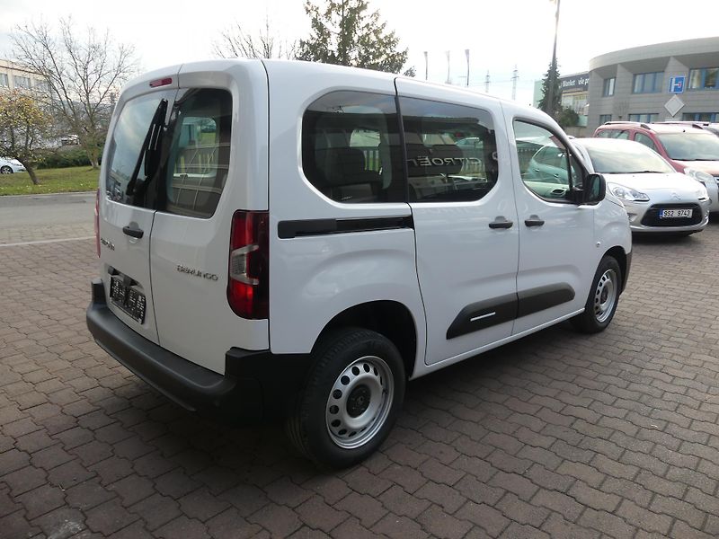 Citroën Berlingo (2026) YOU PROFI Diesel 100k Manual  - fotka 5 z 18