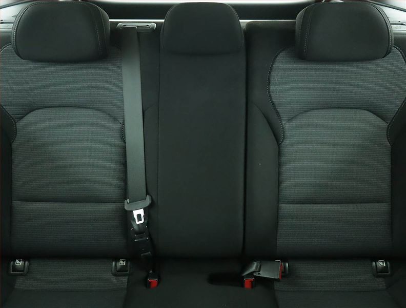 Hyundai i30 (2023) Family Comfort 1.0 T-GDI, ČR - fotka 10 z 17