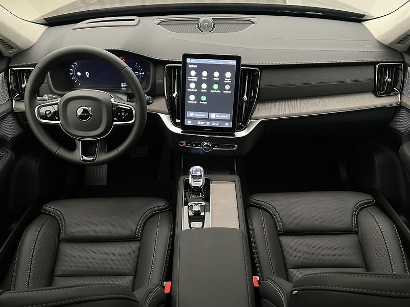 Volvo XC90 (2026) T8 AWD RECHARGE ULTRA BRIGHT - fotka 2 z 51