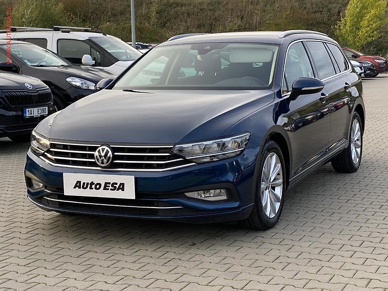 Volkswagen Passat (2020) 2.0TDi, Business, DSG, navi - fotka 3 z 20