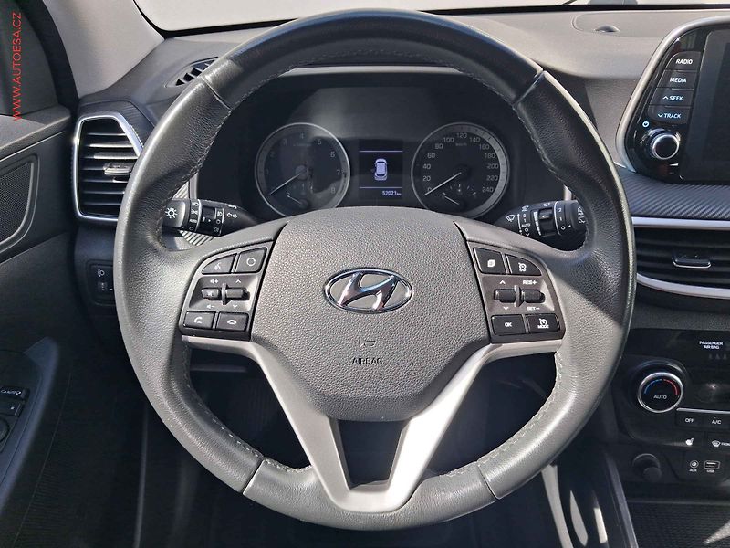 Hyundai Tucson (2019) 1.6 GDi 2WD, LED, navi - fotka 11 z 19