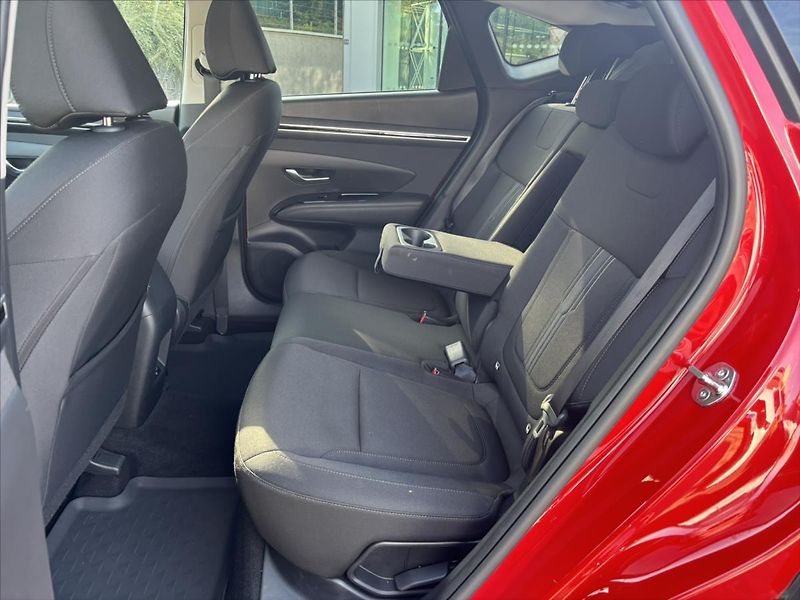 Hyundai Tucson 1,6 TGDi AT MHEV Smart ZÁRUKA - fotka 11 z 44
