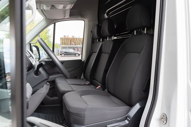 Volkswagen Crafter 2.0 TDI L2H2*MIRROR-LINK*DPH* - fotka 8 z 28