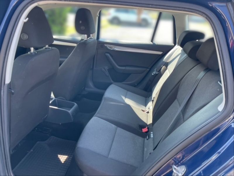 Škoda Octavia 1,4 TSI G-Tec - fotka 8 z 11