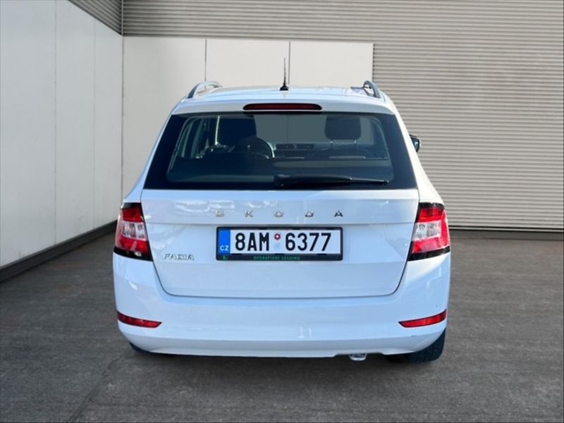 Škoda Fabia 1,0 TSI 70 Ambition - fotka 5 z 11