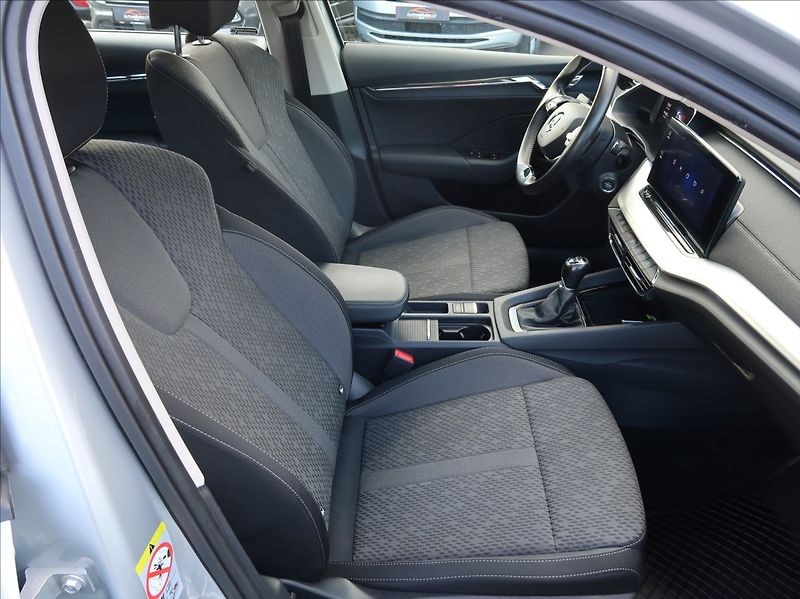 Škoda Octavia 2,0 TDi,Style,1majČR,Serv.,DPH - fotka 13 z 27