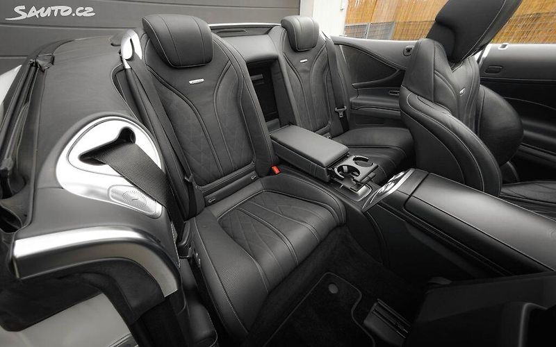 Mercedes-Benz Třídy S S63 AMG 4MATIC cabrio 585 PS - fotka 16 z 48