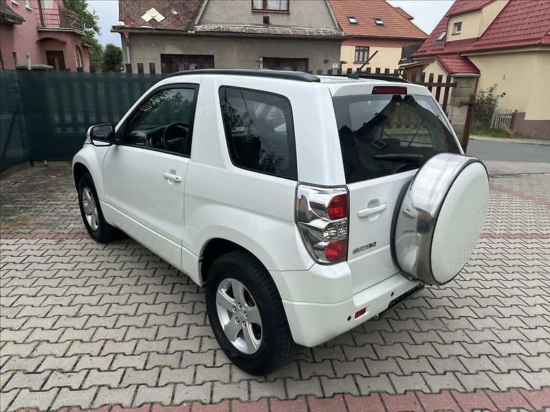 Suzuki Grand Vitara 1,6 4x4 1.majitel - fotka 7 z 22