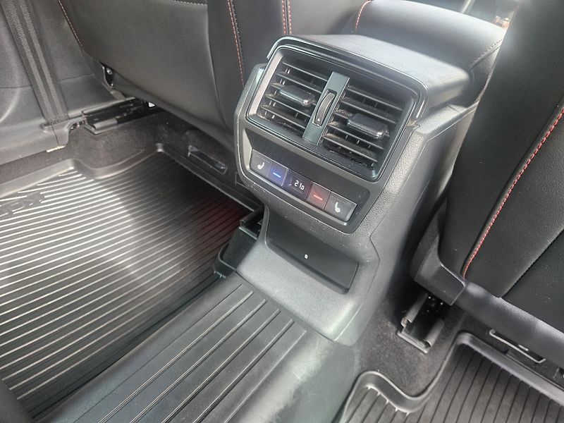 Škoda Kodiaq 2,0 TSI RS 180kW 4x4 7 míst  - fotka 20 z 25