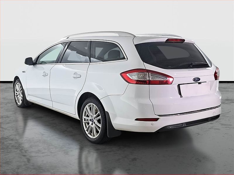 Ford Mondeo (2012) 1.6 EcoBoost, Xenony, Tempomat - fotka 4 z 16
