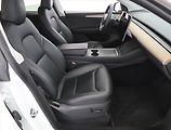 Tesla Model Y (2023) RWD LFP 60kWh, SoH 95% - náhled 9