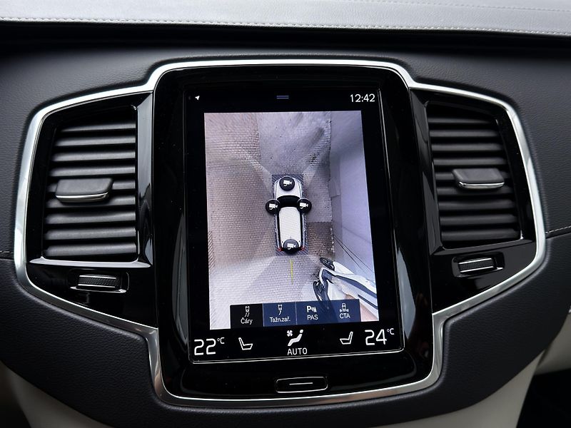 Volvo XC90 T8 AWD RECH. INSCRIPTION   - fotka 32 z 56