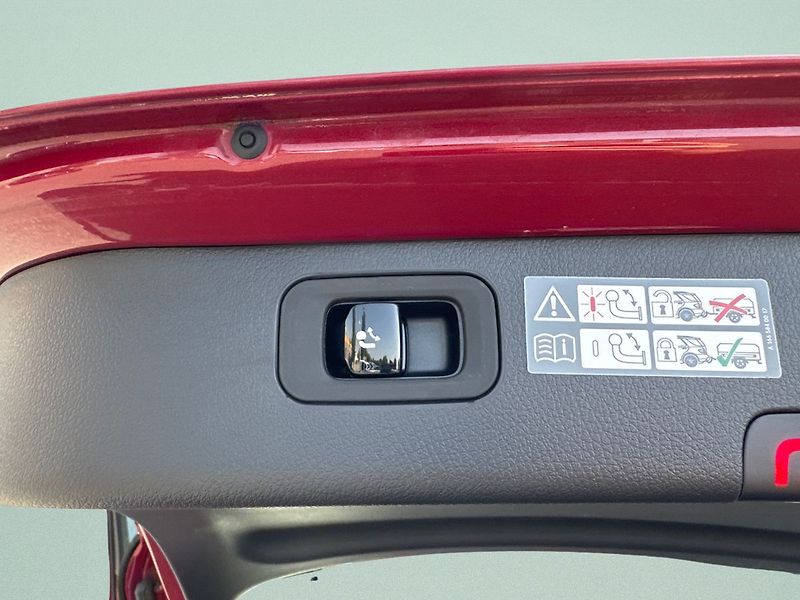 Mercedes-Benz Třídy C d AMG paket - fotka 20 z 21