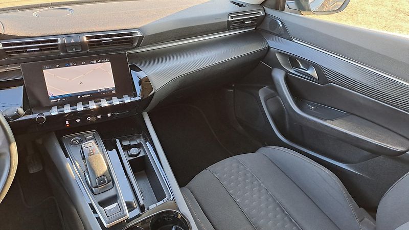 Peugeot 508 1.5 SW BlueHDi 130 S&S - fotka 15 z 27