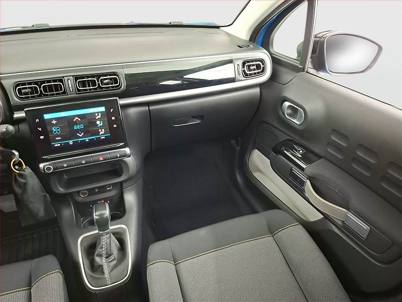 Citroën C3 (2017) 1.2 PureTech, Automat, Navi - fotka 8 z 15